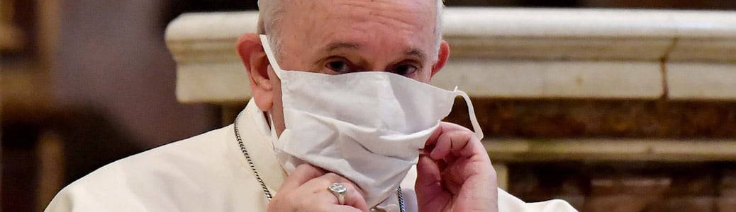 Papa Francesco gay unioni civili omosessuali mascherina